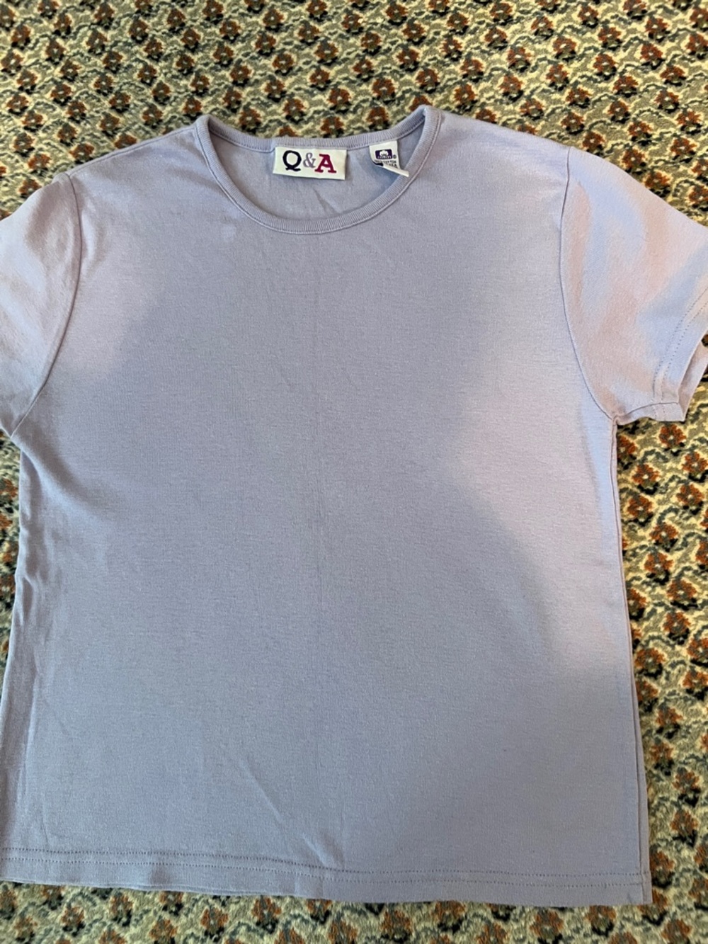 VTG Y2K Lilac  Crewneck Short Sleeve 100% Cotton Tee Size M (Junior)
